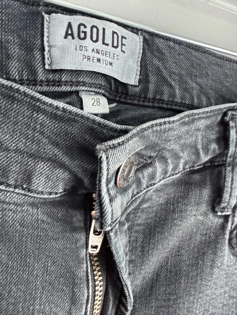 AGOLDE Sophie High Rise Crop Jeans in Princeton 28 Washed Black Classic
